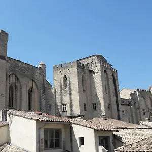 https://rnovvue-270palais-des-papesterrasse-et-wifi.aixenprovencehotels.org